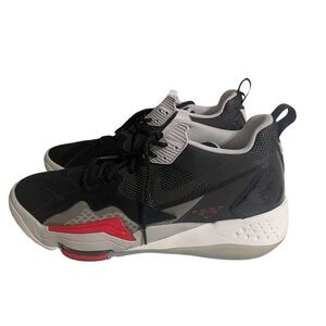 Nike Air Jordan Zoom Men's Black and Red Size 13 US